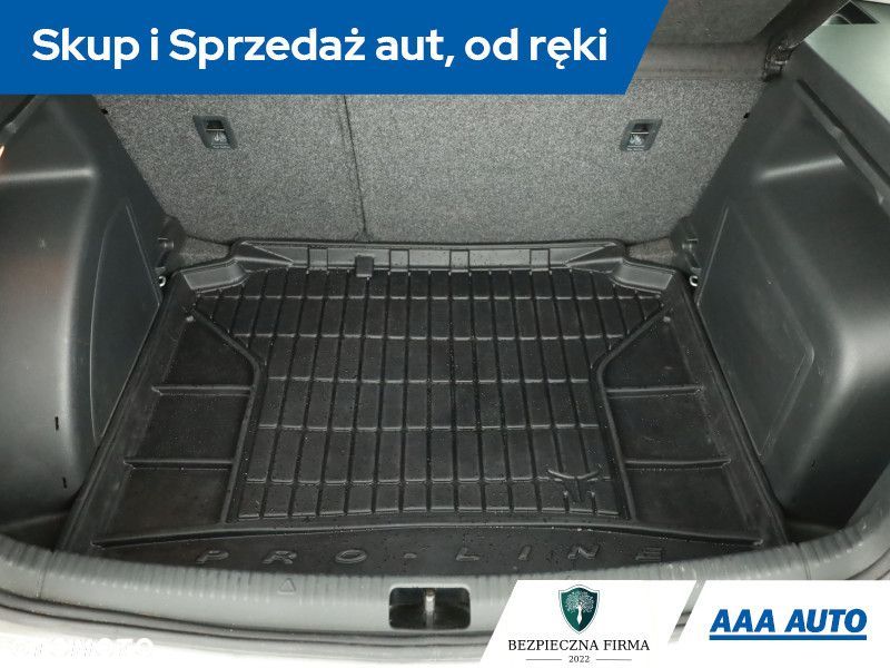 Skoda RAPID - 14