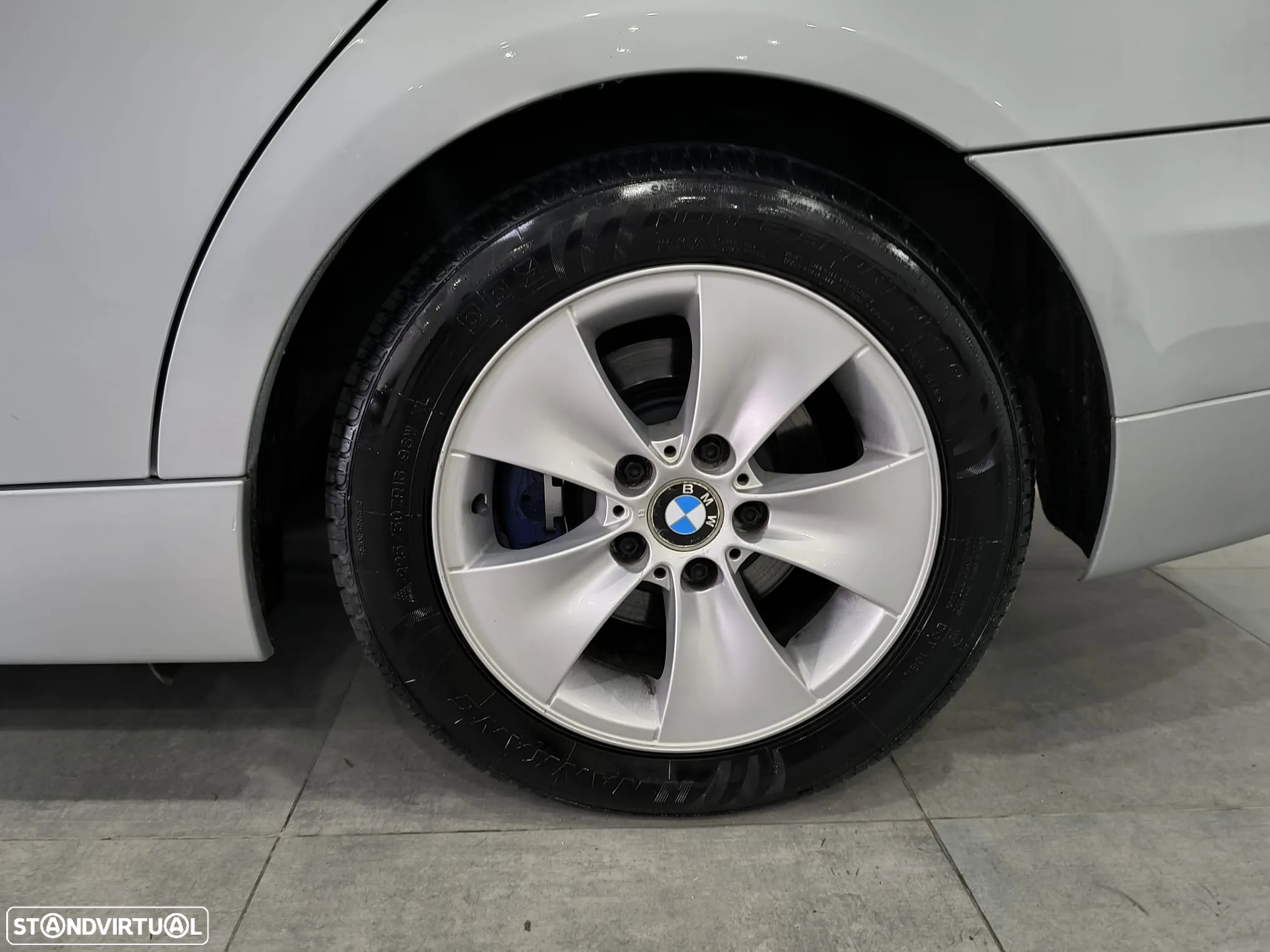 BMW 320 d Touring - 17