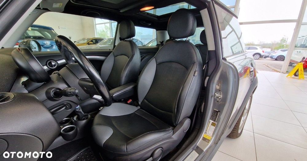 MINI Cooper S Standard - 21