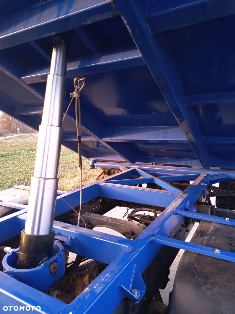 Mercedes-Benz 814 - 5