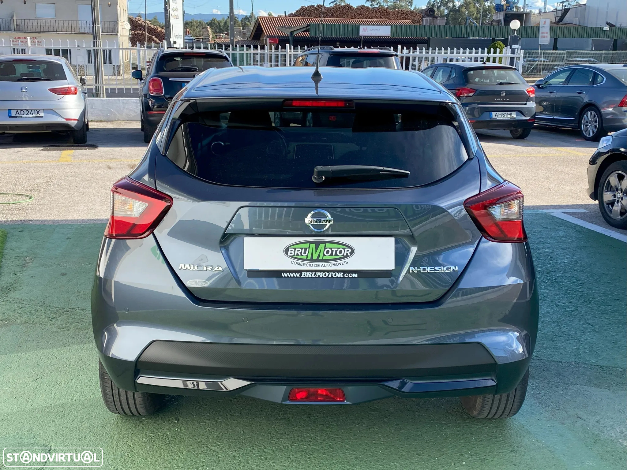Nissan Micra 1.0 IG-T N-Design Black P:Navi CVT - 4