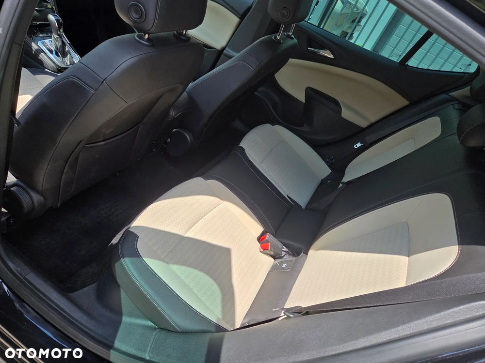 Opel Astra 1.4 T Elite S&S - 5