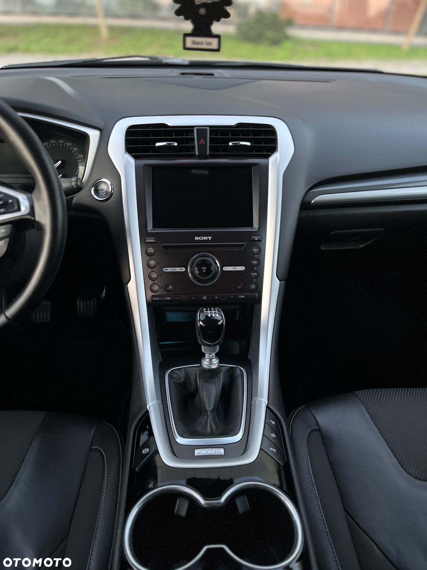 Ford Mondeo - 22