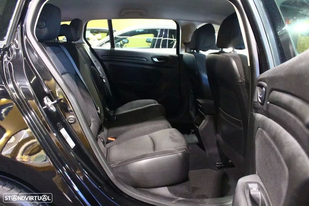 Renault Mégane Sport Tourer 1.5 dCi Zen - 20