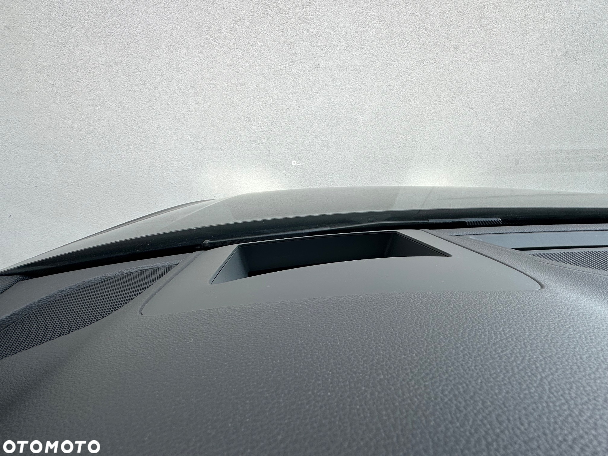 Audi A4 Avant 40 TDI S tronic S line - 35