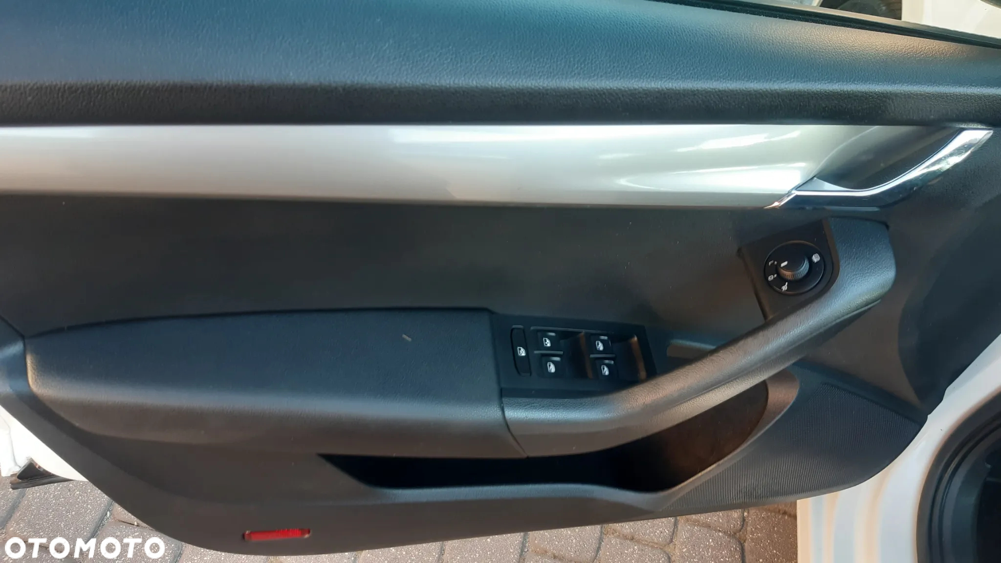 Skoda Octavia 1.6 TDI DSG Ambition - 7
