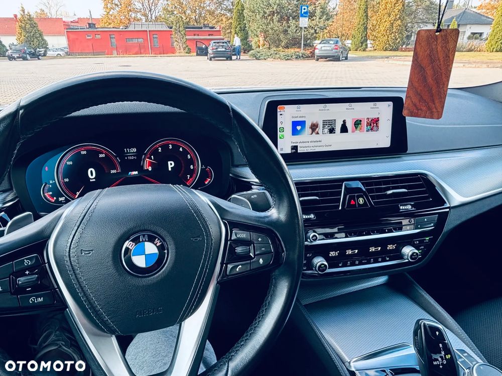 BMW Seria 5 530i xDrive M Sport sport - 7