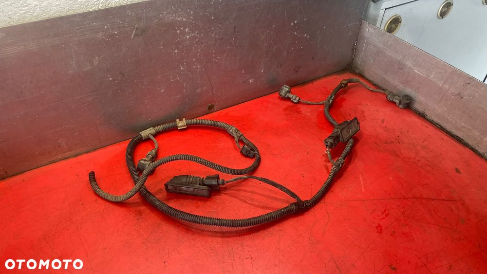 Volkswagen PASSAT B7 GOLF 6 wiazka zderzaka tył z czujnikami 1K8943021 - 1