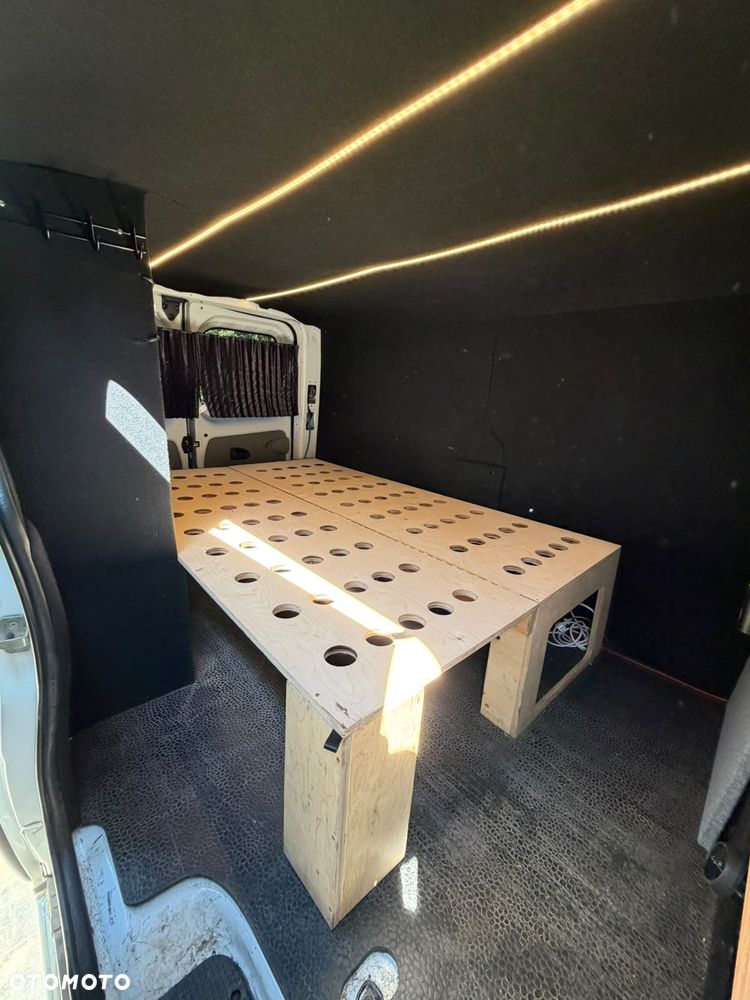 Renault Trafic - 11