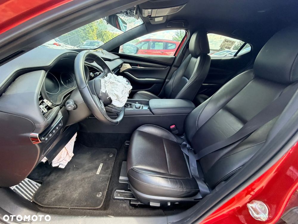 Mazda 3 - 10