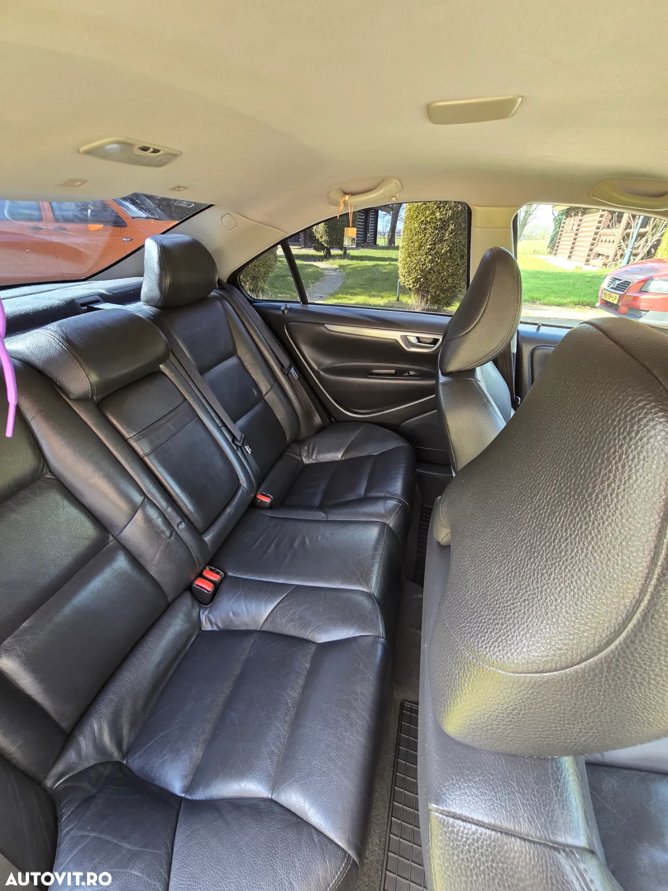 Volvo S60 2.4 D5 EDITION - 13