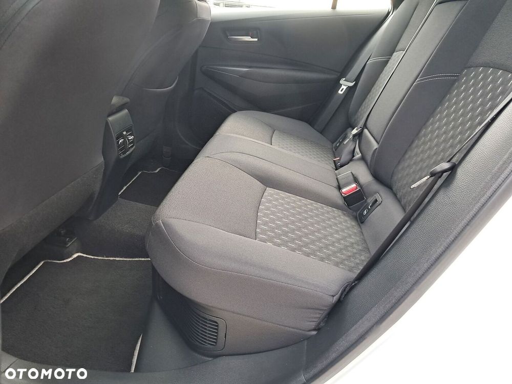 Toyota Corolla 1.8 Hybrid Comfort - 13
