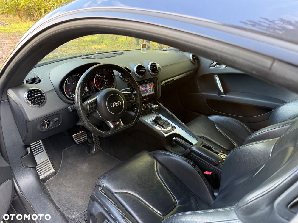 Audi TT Coupé - 13