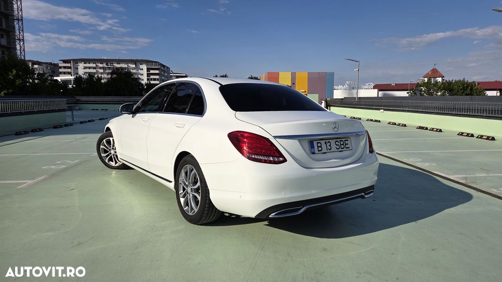 Mercedes-Benz C - 4
