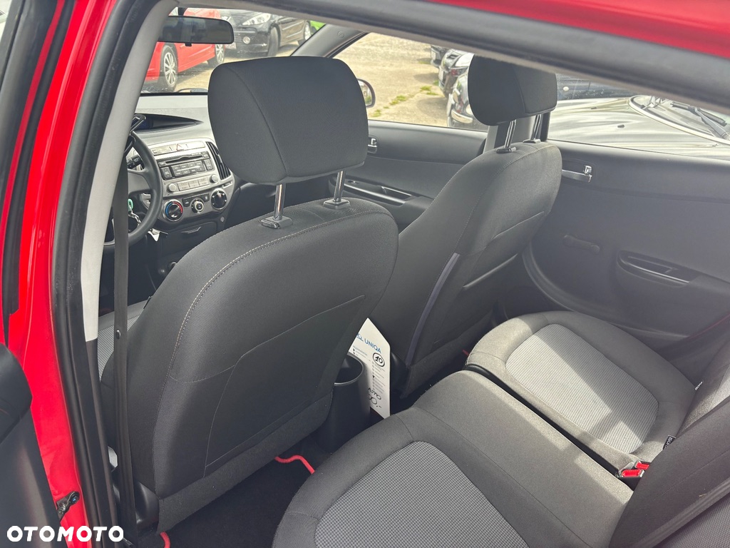 Hyundai i20 1.2 Fifa World Cup Edition - 27