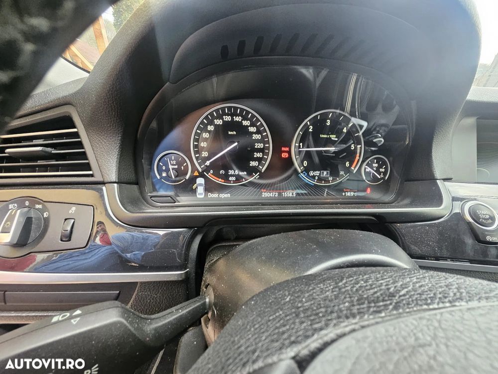 BMW Seria 5 520d Aut. Luxury Line - 5