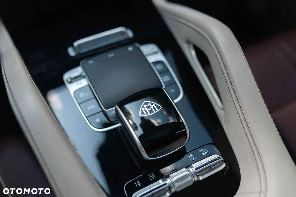 Mercedes-Benz GLS Maybach 600 4Matic 9G-TRONIC - 36