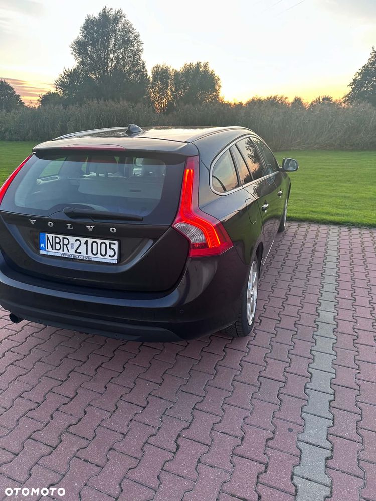 Volvo V60 2011 photo 3