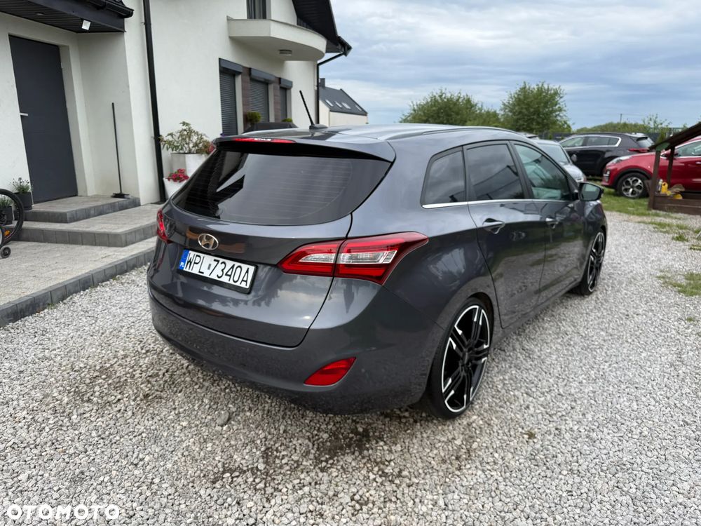Hyundai i30 1.6 CRDi Premium - 18