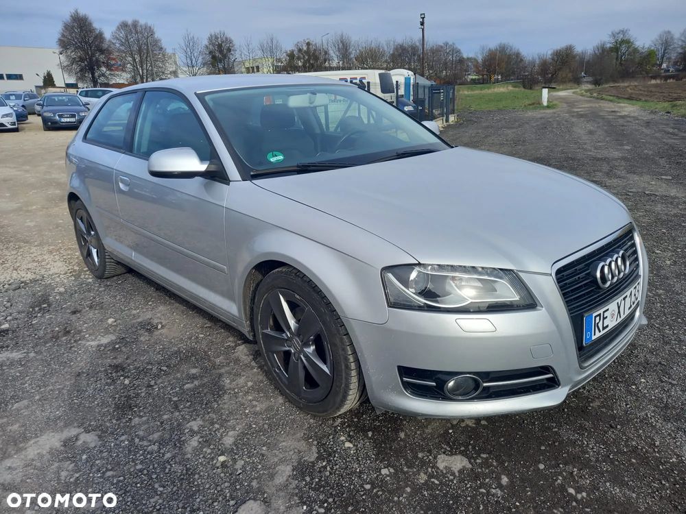 Audi A3 3-drzwiowe 1.6 Ambiente - 6