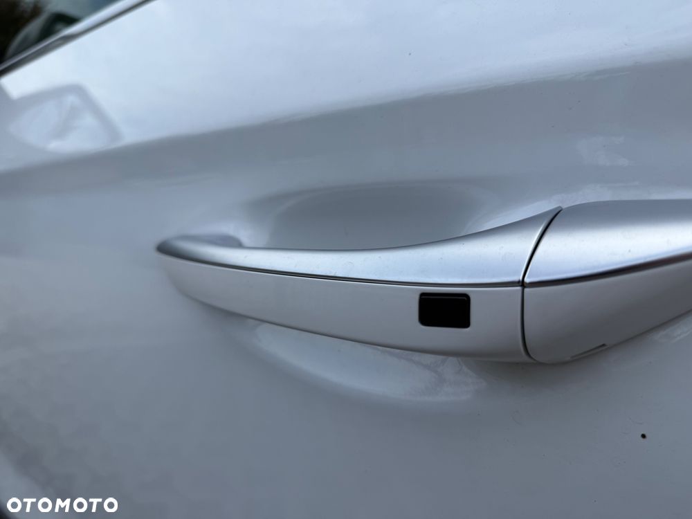 Hyundai IONIQ Electric Premium - 13