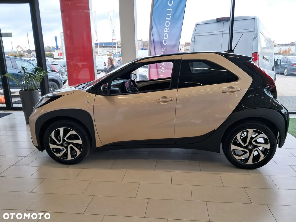 Toyota Aygo X 1.0 VVT-i Style CVT - 2