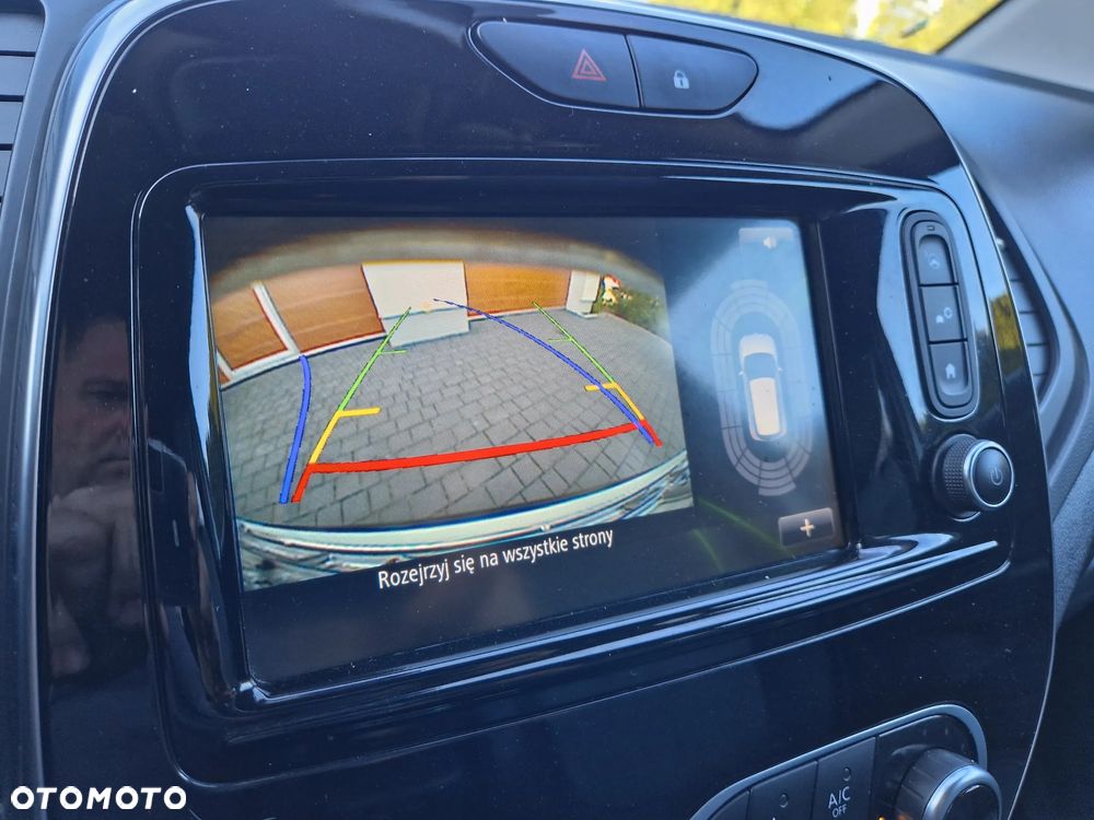 Renault Captur - 22
