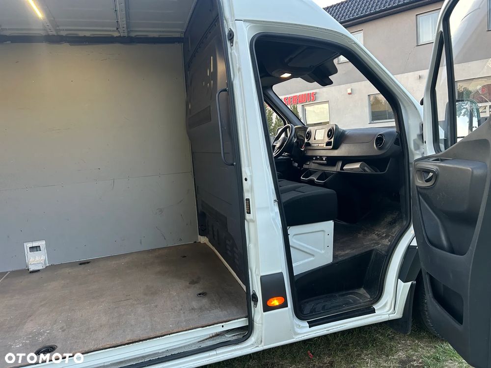 Mercedes-Benz sprinter - 9