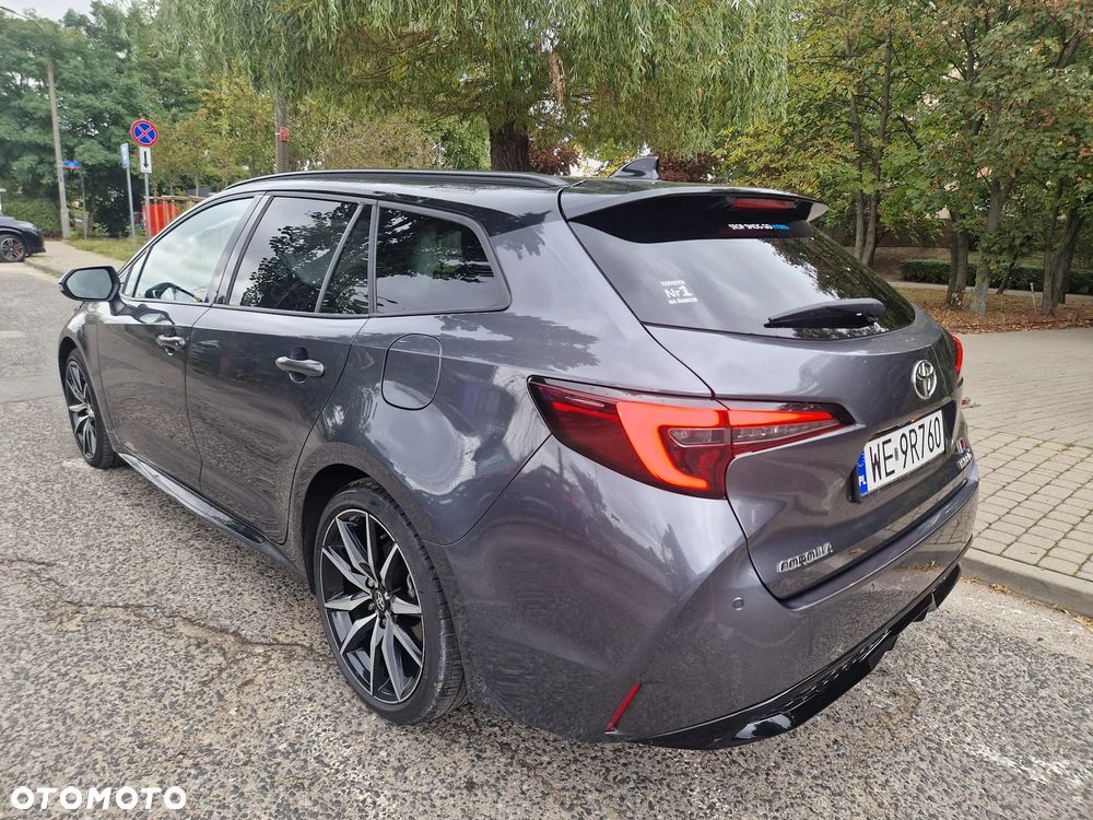 Toyota Corolla 2.0 Hybrid GR Sport Dynamic - 1