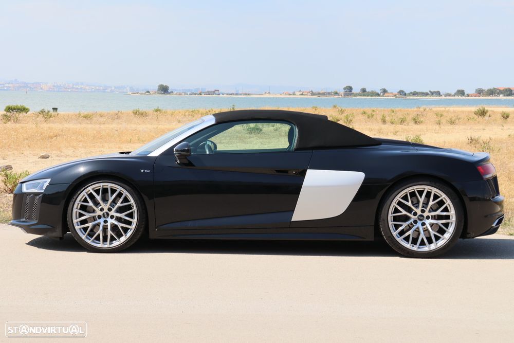 Audi R8 Coupé 5.2 FSI V10 S tronic - 1