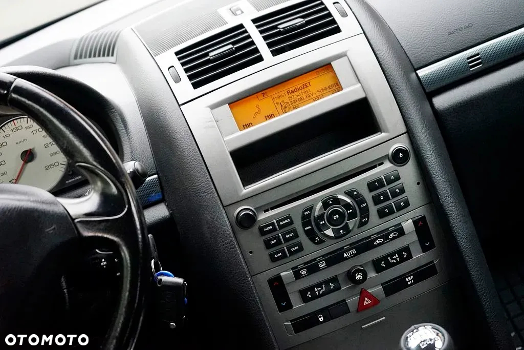 Peugeot 407 SW HDi 135 - 25