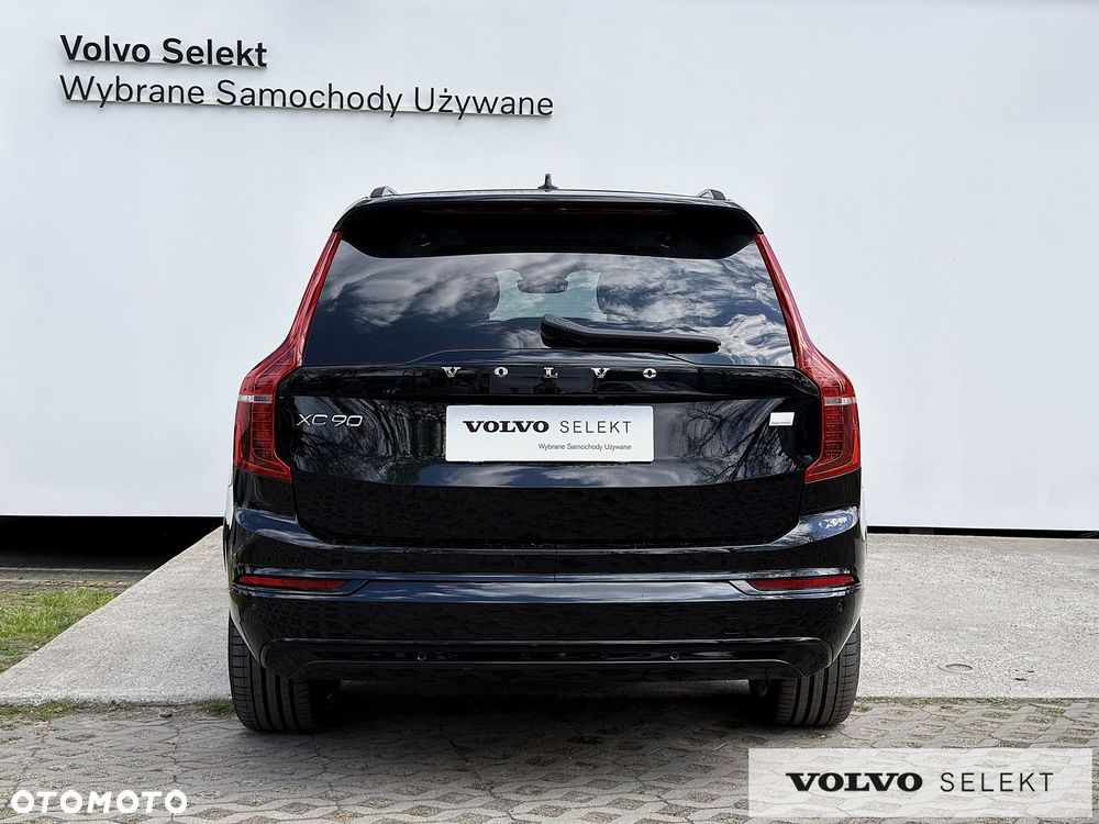 Volvo XC 90 - 8