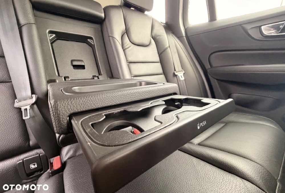 Volvo V60 D4 Momentum - 10