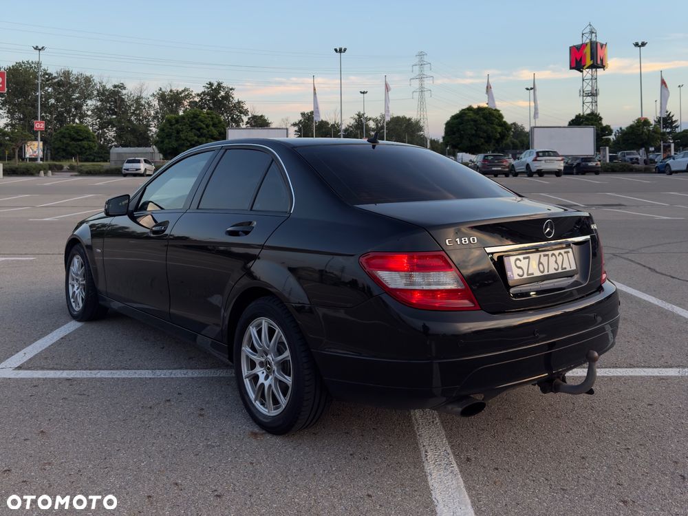 Mercedes-Benz Klasa C 180 CGI Automatik BlueEFFICIENCY - 5