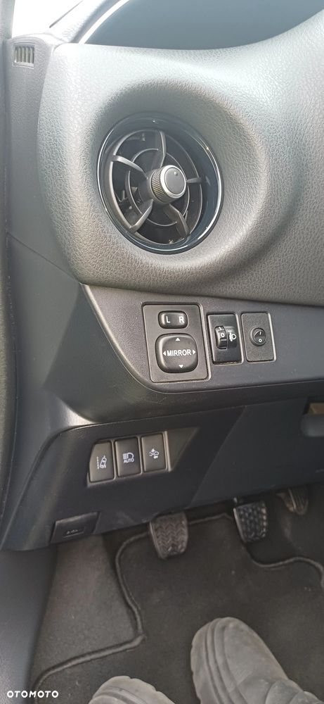 Toyota Yaris 1.5 Premium - 15