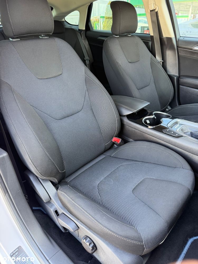 Ford Mondeo 2.0 TDCi Titanium - 18