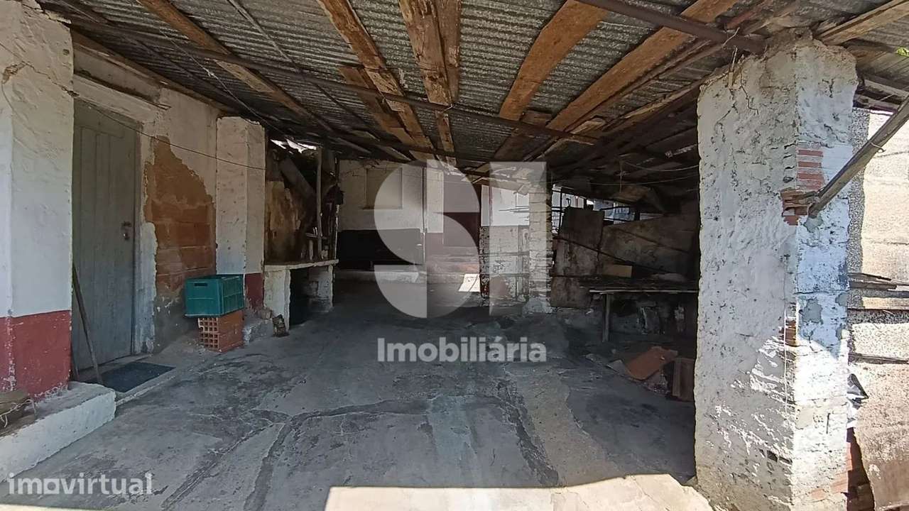 Casa com terreno para recuperar - Grande imagem: 5/20