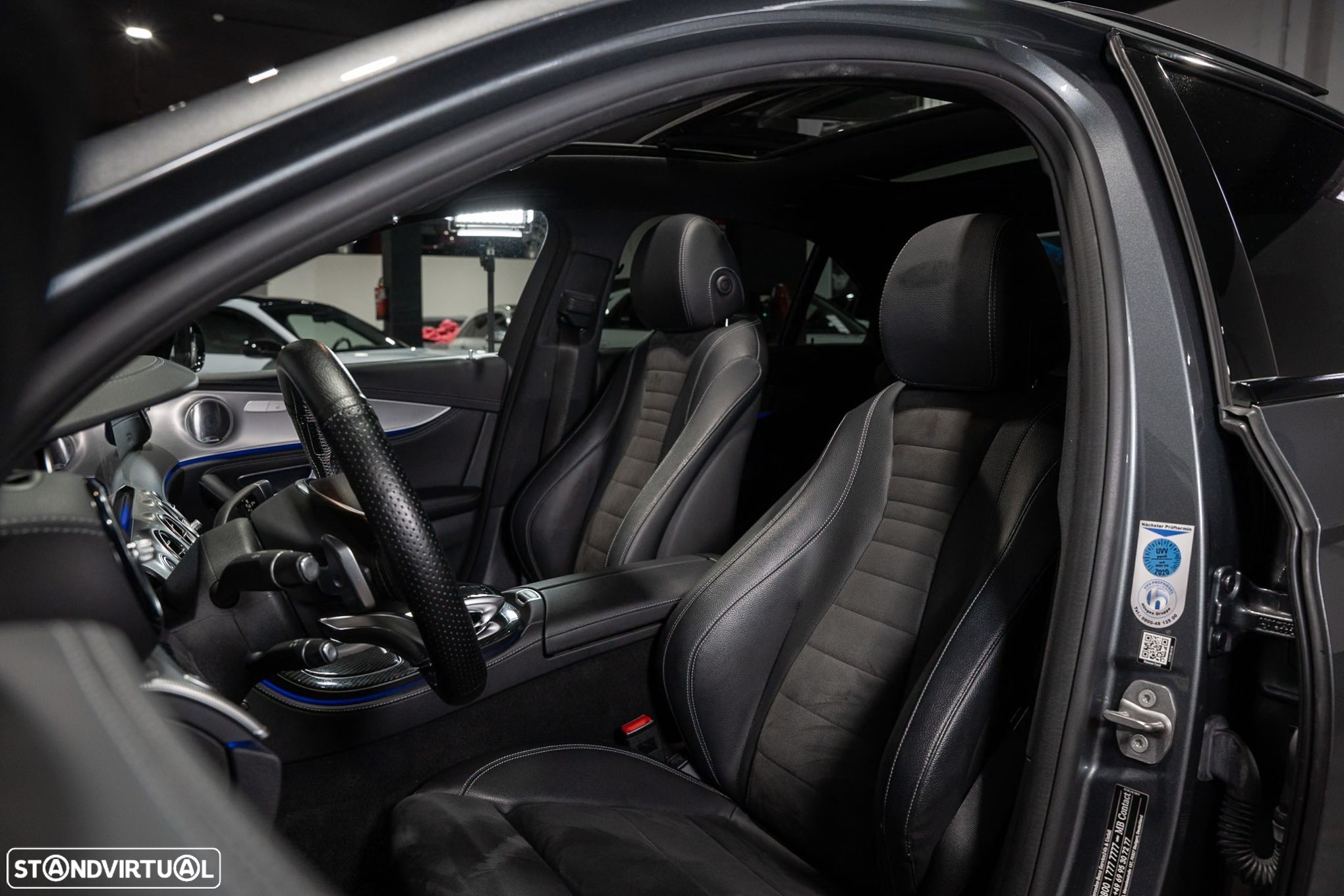 Mercedes-Benz E 220 d AMG Line - 18