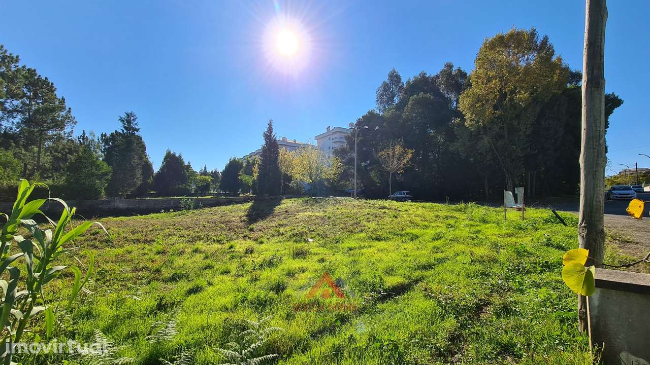 Terreno Óptima Exposição / Localização - Grande imagem: 4/26