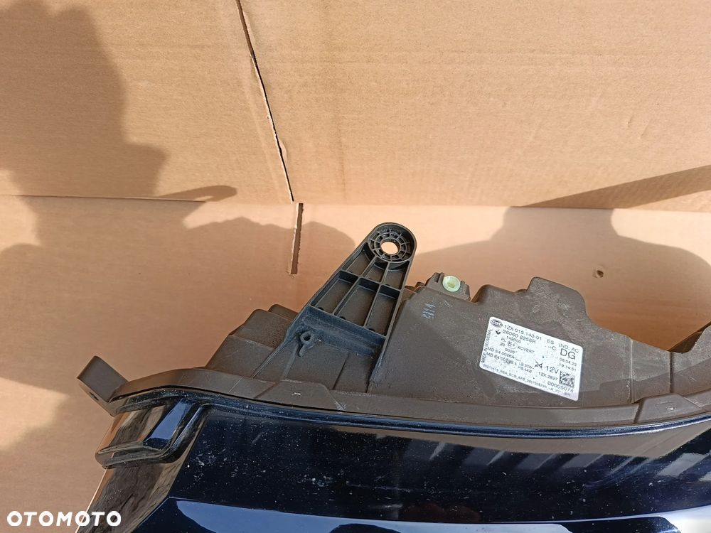 Full Led przedni lewy Renault Megane V 5 E-TECH lampa 260606256R - 5