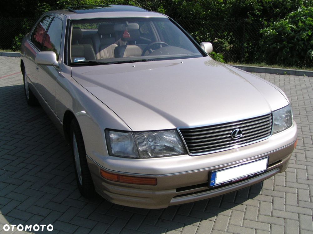 Lexus LS - 9