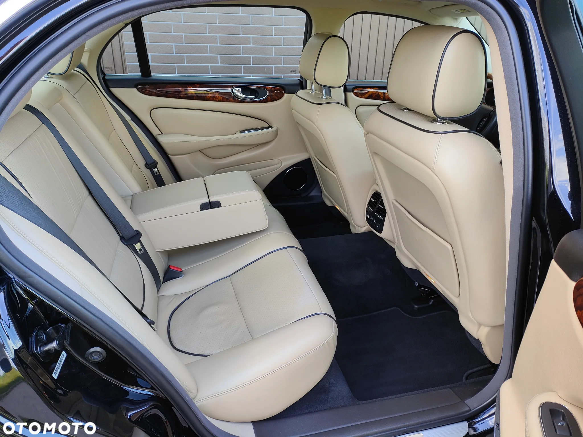 Jaguar XJ XJ8 4.2 Executive - 14