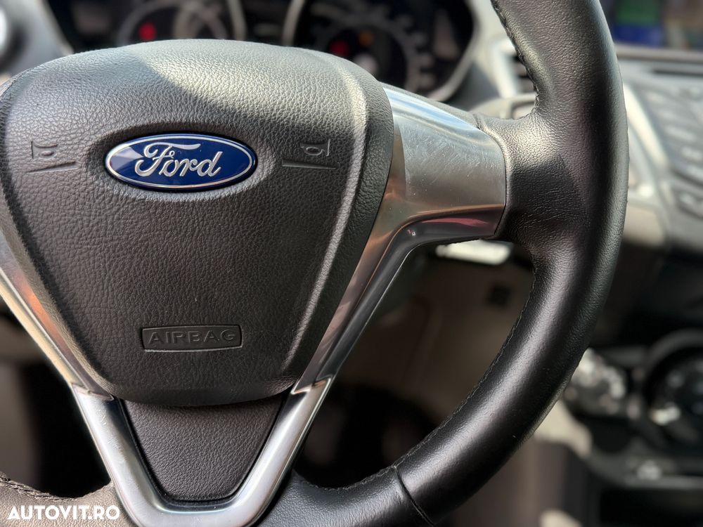 Ford Fiesta 1.5 TDCi SYNC Edition - 7