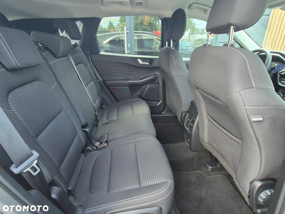 Ford Kuga - 30
