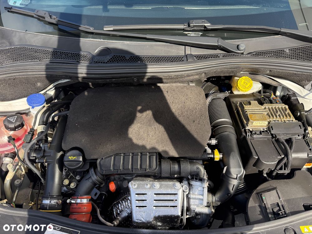 Peugeot 2008 PureTech 130 Stop&Start GT-Line Edition - 24