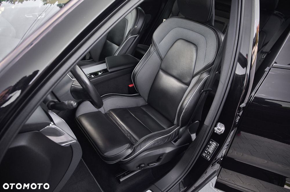 Volvo XC 60 D4 Geartronic RDesign - 26