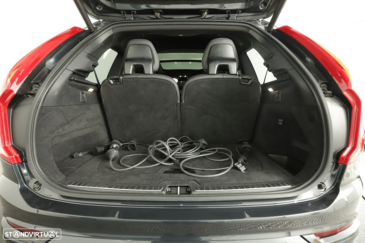 Volvo XC 90 2.0 T8 PHEV R-Design AWD - 28