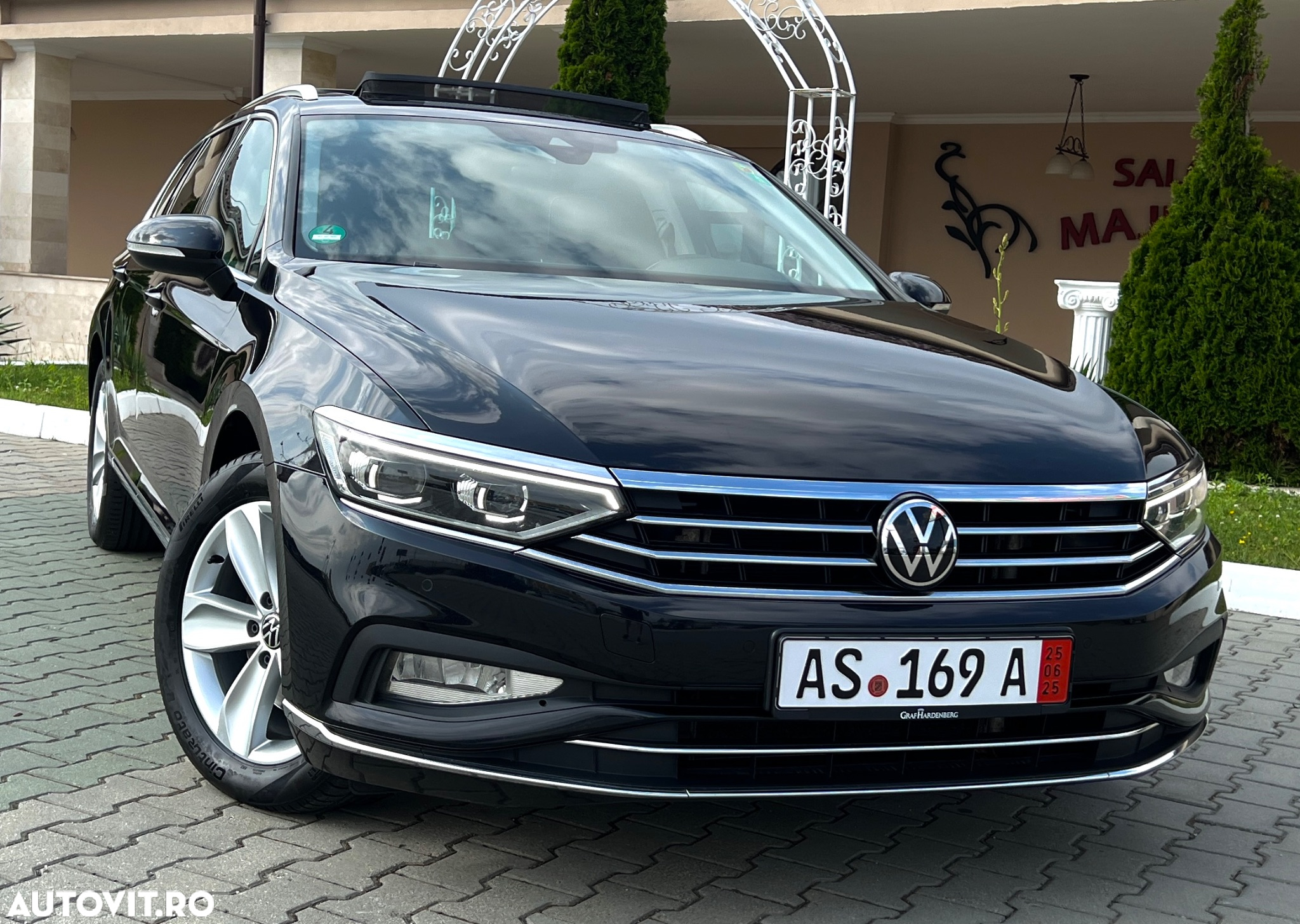 Volkswagen Passat Variant 2.0 TDI DSG Elegance - 2
