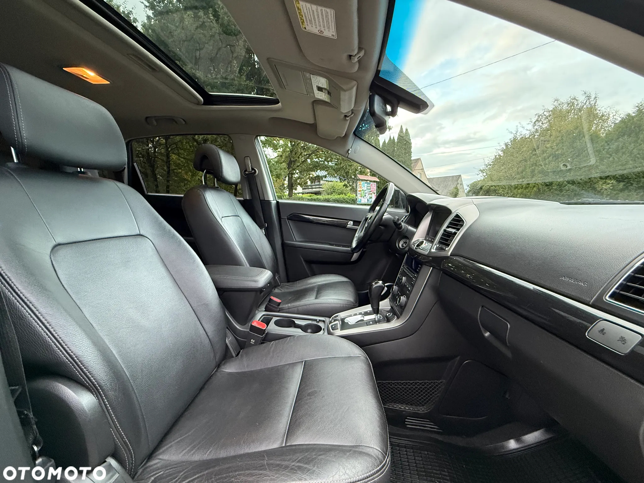 Chevrolet Captiva 2.4 LT+ - 25