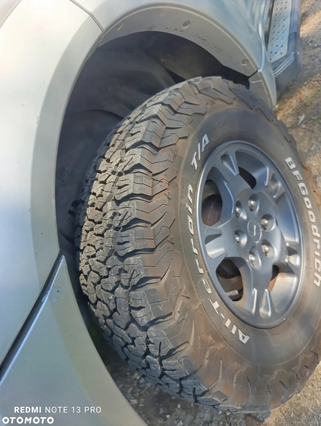 Mitsubishi Pajero - 12